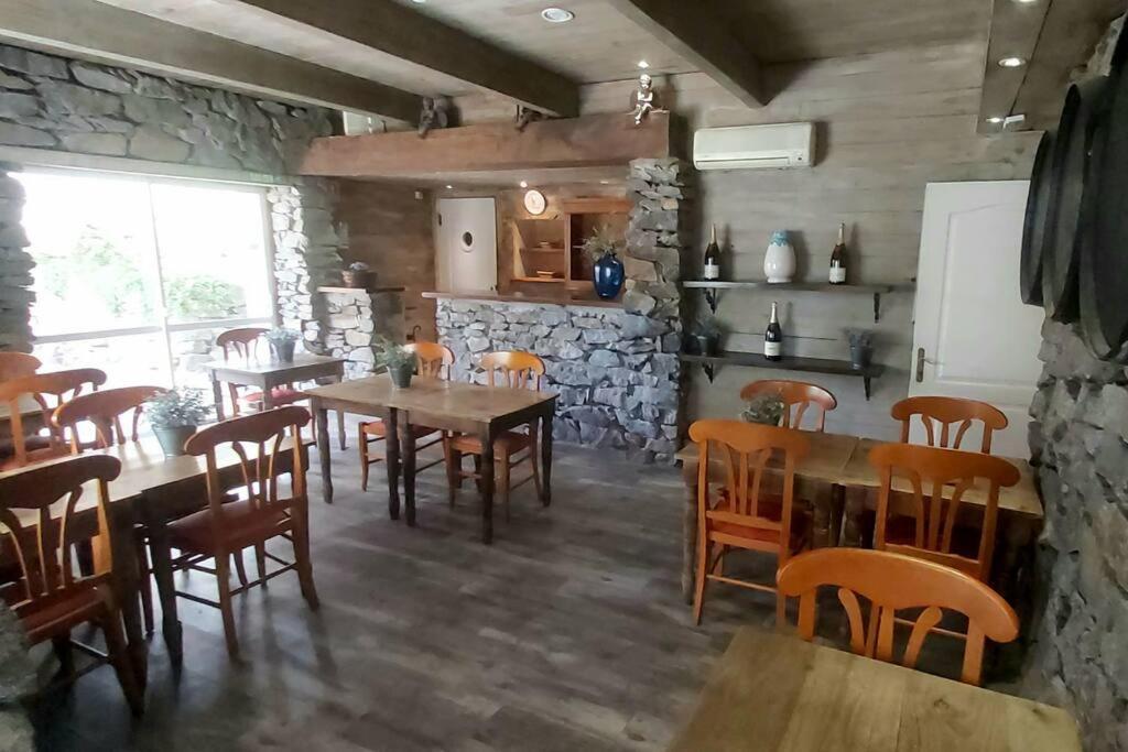 Hermoso, En El Corazon De Carrasco. Apartamento